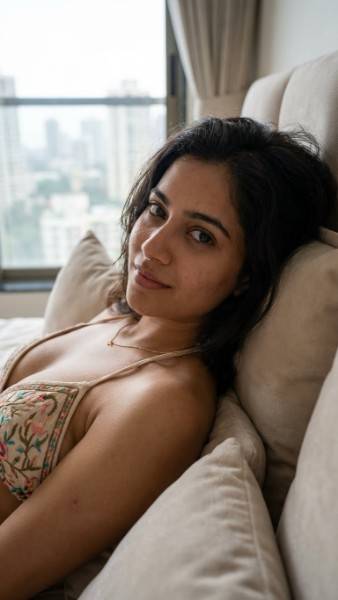 Juhu escort service Monika